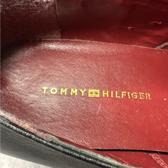 Tommy Hilfiger ‘Bettina’ Buckle Loafers - Picture 5 of 10